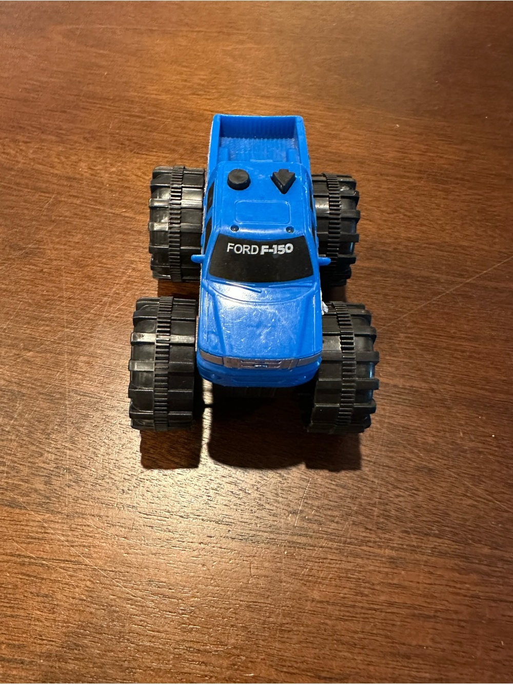 Blue Ford F-150 truck toy #ford 
A7:1355
